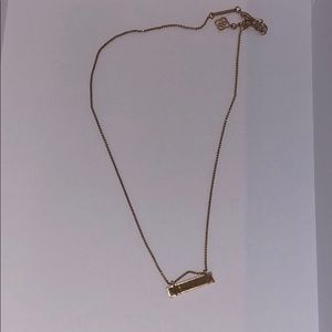 Kendra Scott necklace